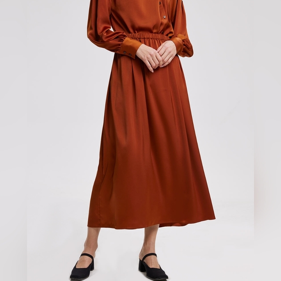 Lattelier Dresses & Skirts - NWT Pleated Flare Skirt (Burnt Brick) - Lattelier